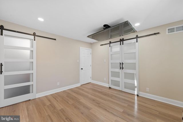 6027 WOODCREST AVE, Philadelphia, PA 19131