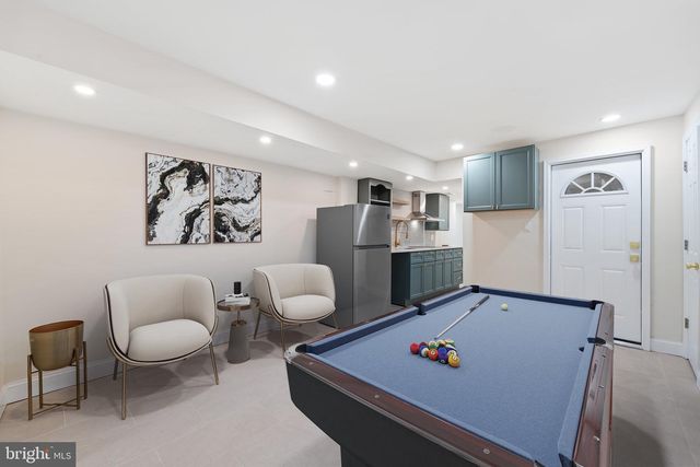 6027 WOODCREST AVE, Philadelphia, PA 19131