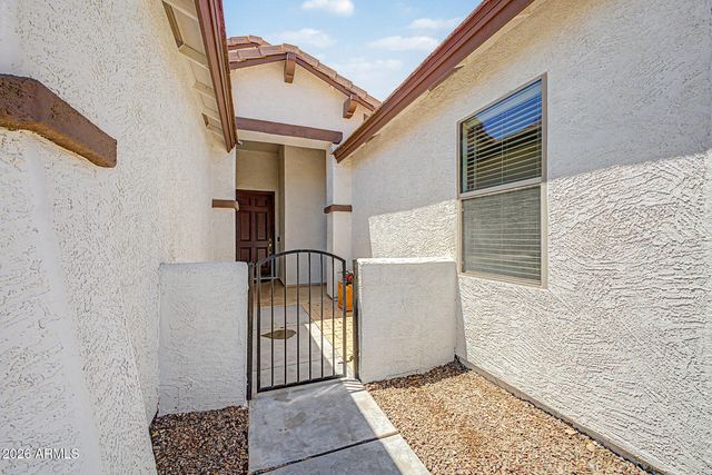 2021 E INDIGO Drive, Chandler, AZ 85286
