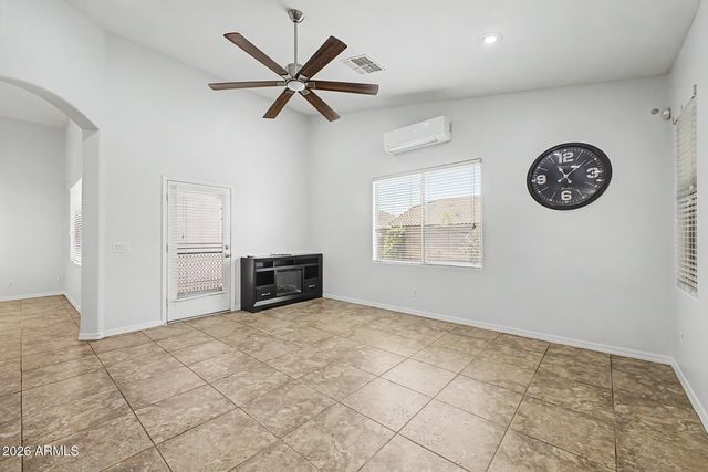 2021 E INDIGO Drive, Chandler, AZ 85286