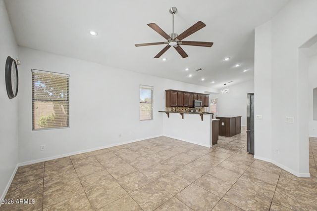 2021 E INDIGO Drive, Chandler, AZ 85286