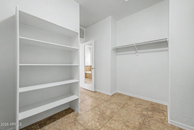 2021 E INDIGO Drive, Chandler, AZ 85286