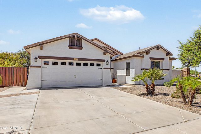 2021 E INDIGO Drive, Chandler, AZ 85286