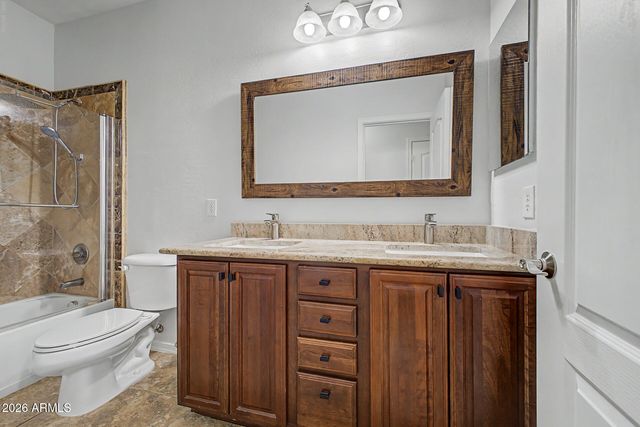 2021 E INDIGO Drive, Chandler, AZ 85286
