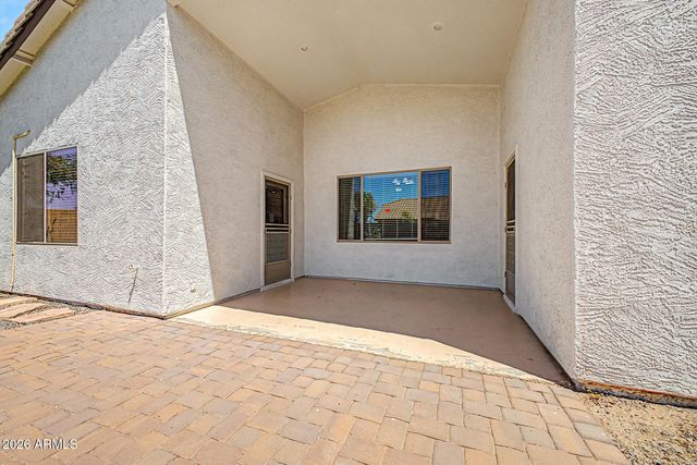 2021 E INDIGO Drive, Chandler, AZ 85286
