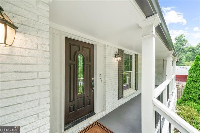 620 Spalding Drive, Sandy Springs, GA 30328