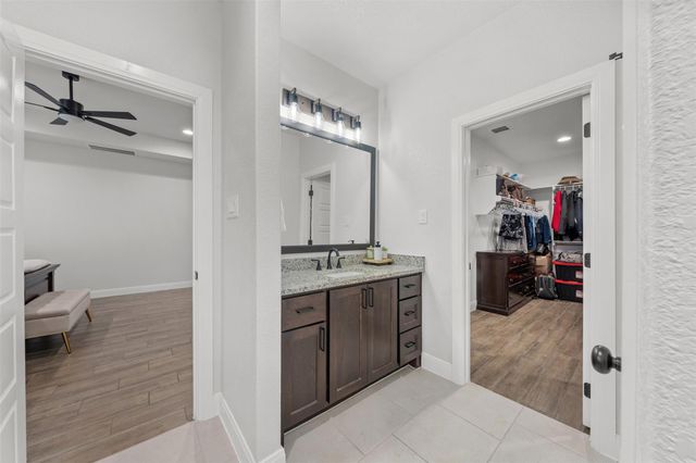 979 Inka RD, Salado, TX 76571
