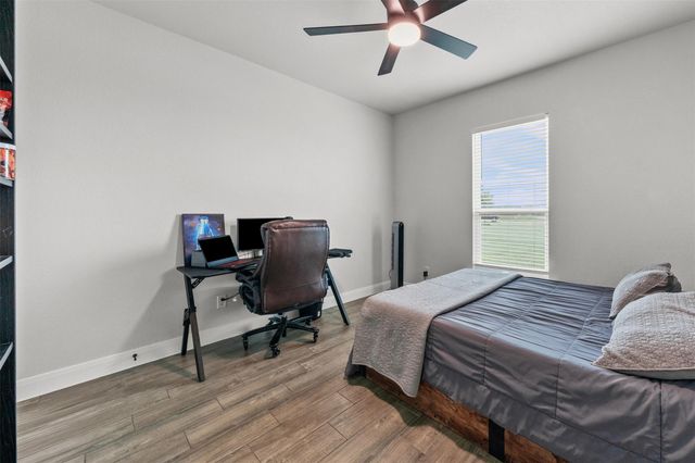 979 Inka RD, Salado, TX 76571