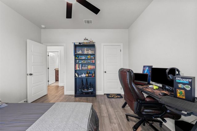 979 Inka RD, Salado, TX 76571