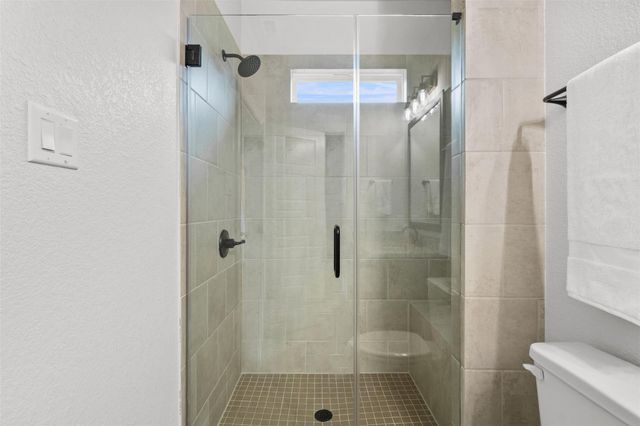 979 Inka RD, Salado, TX 76571