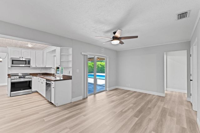 10380 NW 39TH Manor, Coral Springs, FL 33065