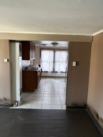 2014 W 52nd Street, Chicago, IL 60609