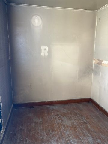 2014 W 52nd Street, Chicago, IL 60609