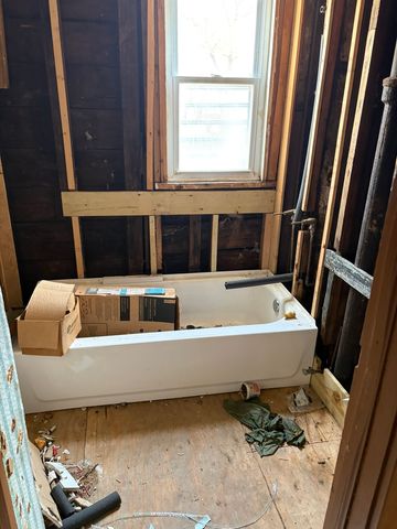 2014 W 52nd Street, Chicago, IL 60609