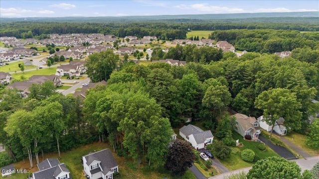 218 Meadowlark Drive, Ballston Spa, NY 12020