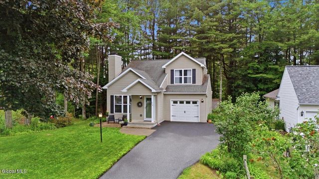 218 Meadowlark Drive, Ballston Spa, NY 12020