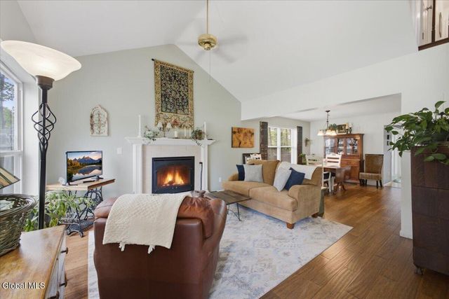 218 Meadowlark Drive, Ballston Spa, NY 12020
