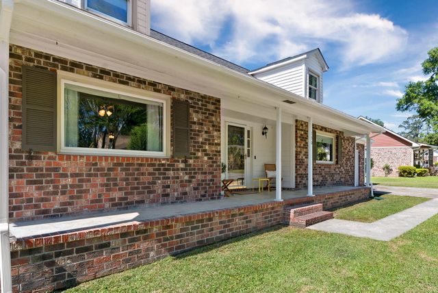 130 Bramwell Drive, Summerville, SC 29485
