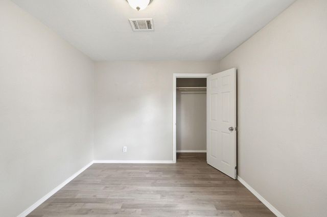 5851 Southtown Street, Houston, TX 77033