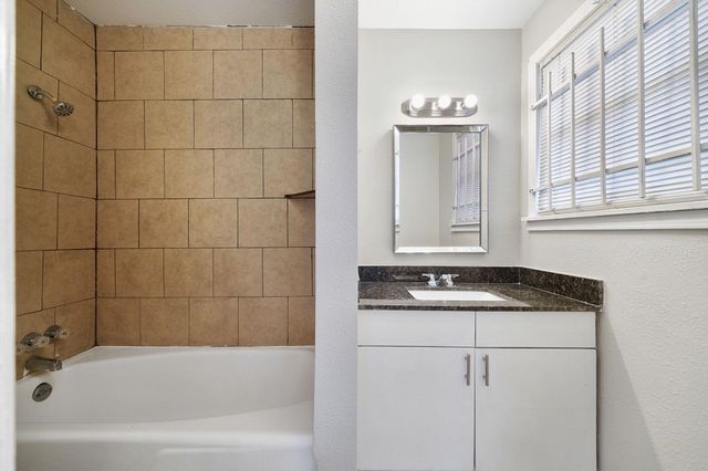 5851 Southtown Street, Houston, TX 77033