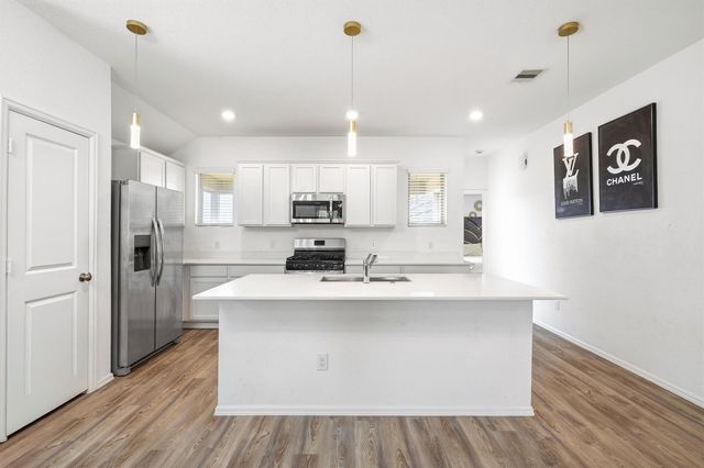 7338 Bartoncliff Drive, Katy, TX 77493