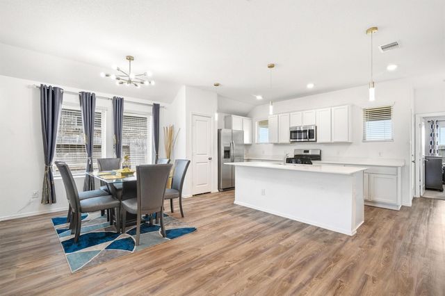 7338 Bartoncliff Drive, Katy, TX 77493