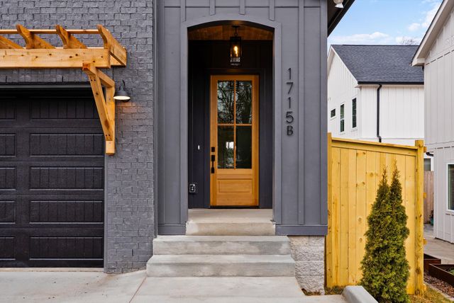 1715 Litton Ave A, Nashville, TN 37216