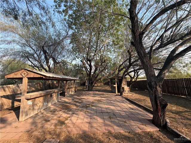 321 S Nicholson Avenue, Mission, TX 78572