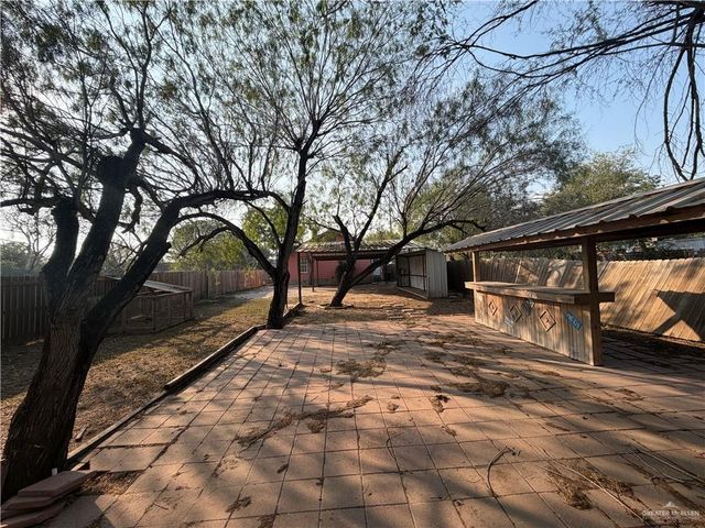 321 S Nicholson Avenue, Mission, TX 78572