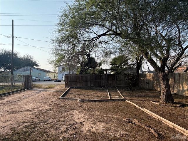 321 S Nicholson Avenue, Mission, TX 78572