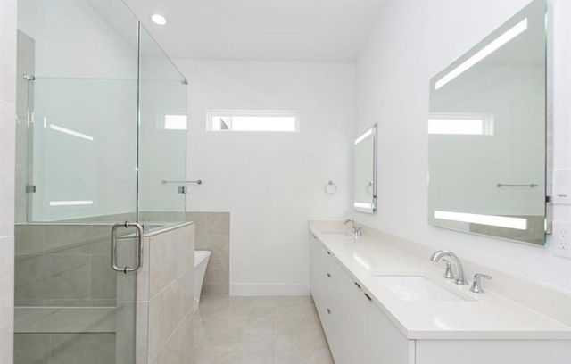 505 Schweikhardt Street, Houston, TX 77020