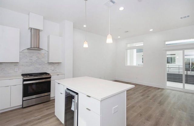 505 Schweikhardt Street, Houston, TX 77020