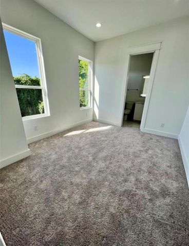 505 Schweikhardt Street, Houston, TX 77020