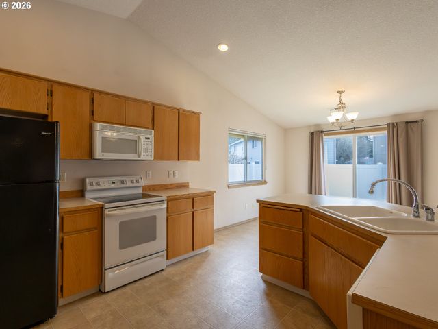 14703 Nw 7TH Pl, Vancouver, WA 98685