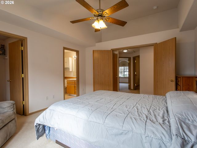 14703 Nw 7TH Pl, Vancouver, WA 98685