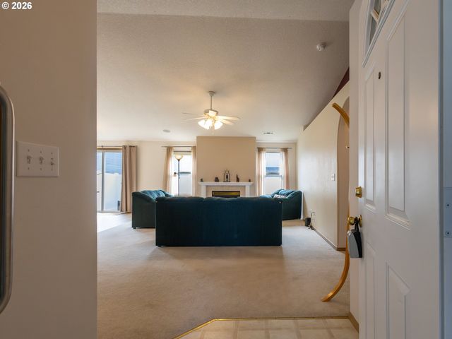 14703 Nw 7TH Pl, Vancouver, WA 98685