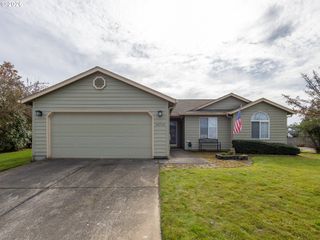 14703 Nw 7TH Pl, Vancouver, WA 98685