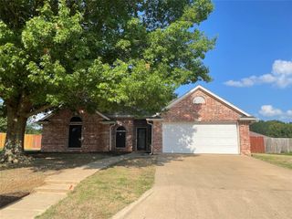 125 SE 48th, Paris, TX 75462
