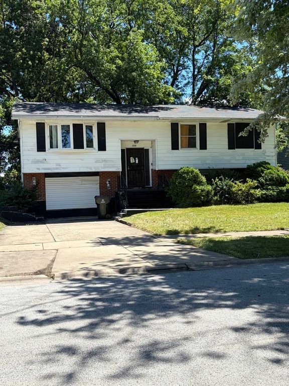 17101 Locust Drive, Hazel Crest, IL 60429