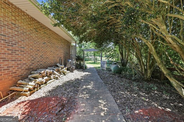 410 Tower Road, Martin, GA 30557