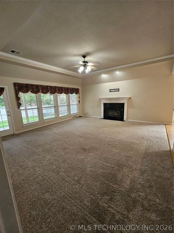 7404 E Forest Ridge Boulevard, Broken Arrow, OK 74014