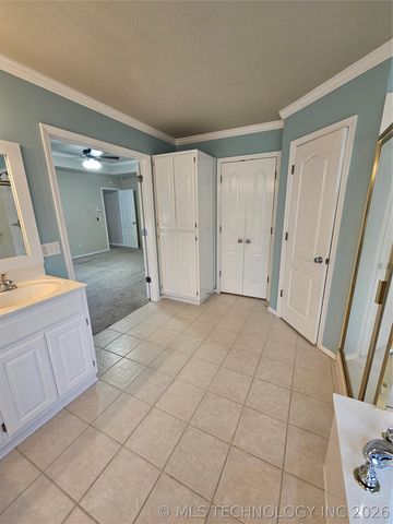 7404 E Forest Ridge Boulevard, Broken Arrow, OK 74014