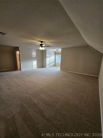 7404 E Forest Ridge Boulevard, Broken Arrow, OK 74014