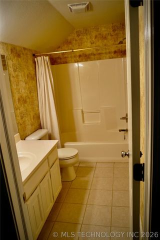 7404 E Forest Ridge Boulevard, Broken Arrow, OK 74014