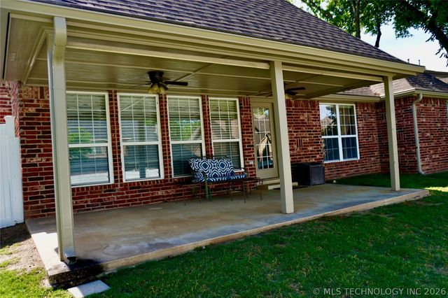 7404 E Forest Ridge Boulevard, Broken Arrow, OK 74014