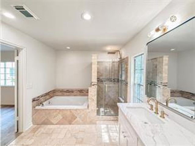 150 Rushwing Place, The Woodlands, TX 77381