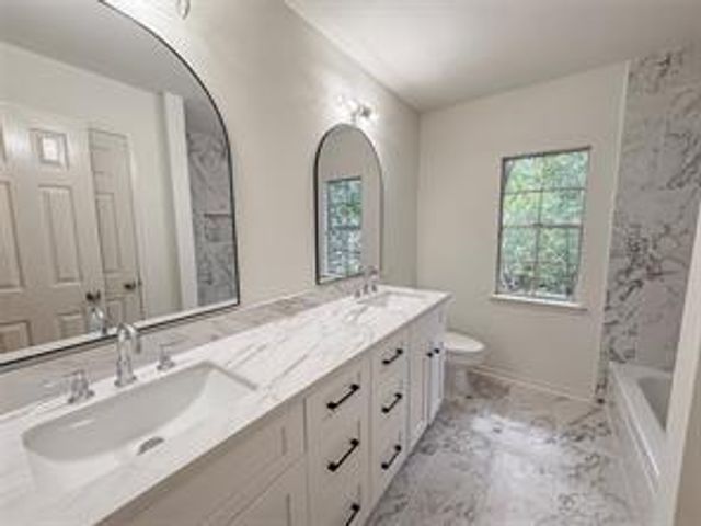 150 Rushwing Place, The Woodlands, TX 77381