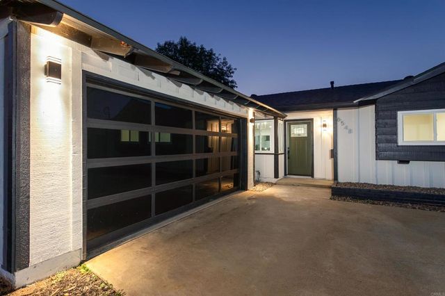 6548 Bantam Lake Circle, San Diego, CA 92119