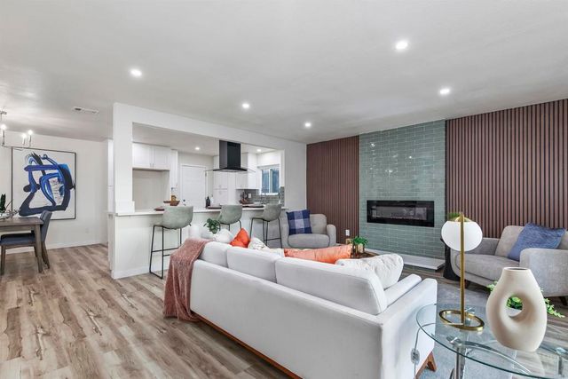 6548 Bantam Lake Circle, San Diego, CA 92119