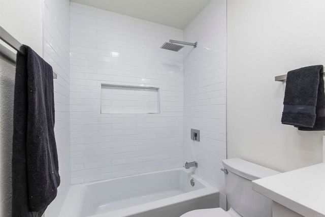 6548 Bantam Lake Circle, San Diego, CA 92119